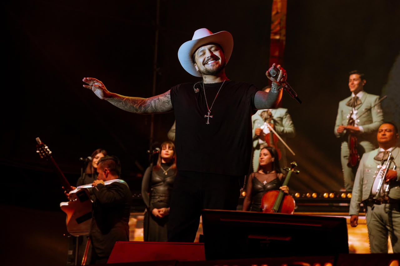 Christian Nodal hace vibrar el Foro Latido y consolida a la Feria de Huamantla como una de las más importantes de México
